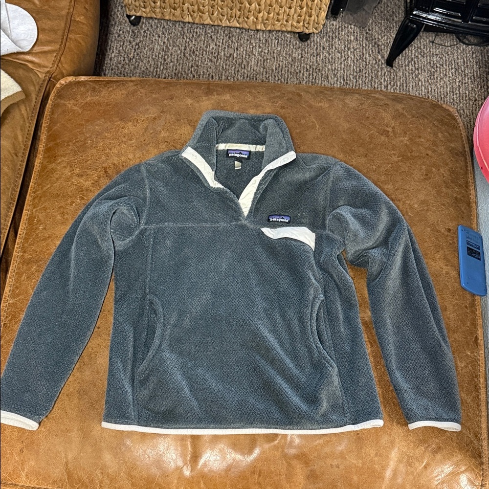 Patagonia Charcoal Fleece Pullover